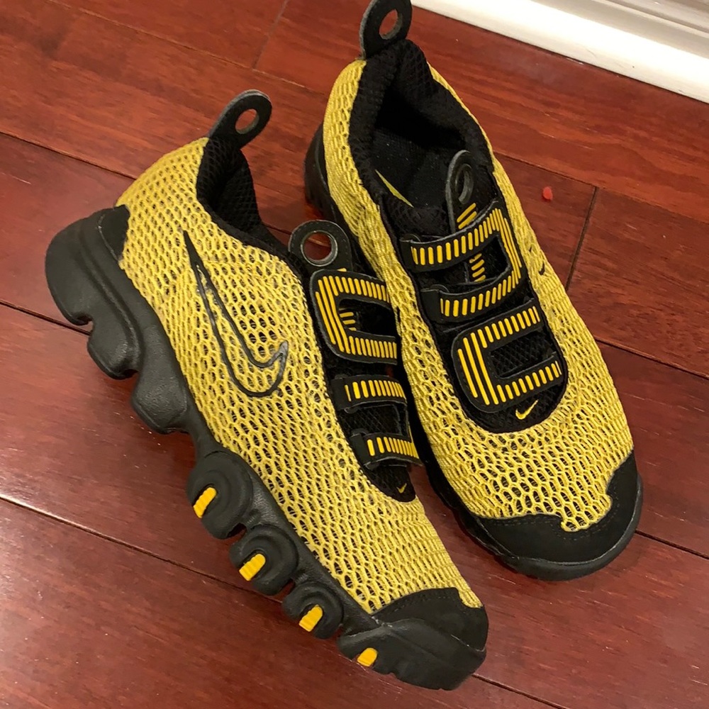 BNWOT Nike Shoes